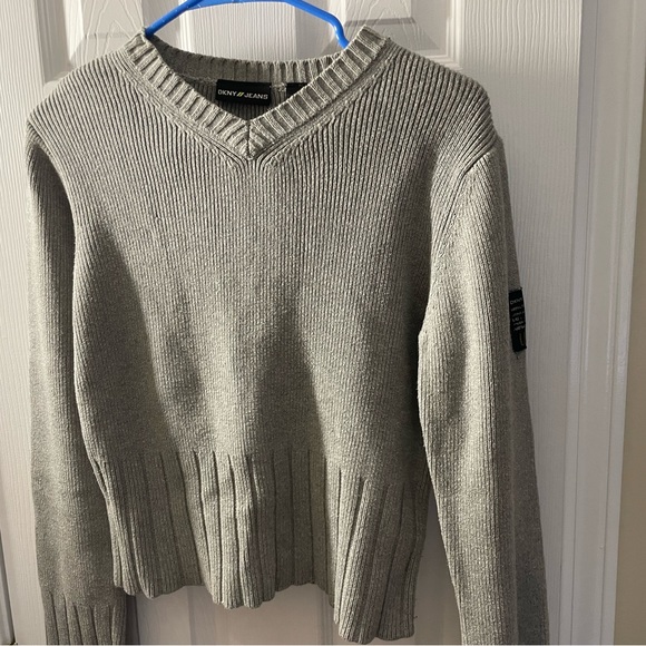 DKNY gray sweater - Picture 4 of 4